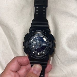 G shock black